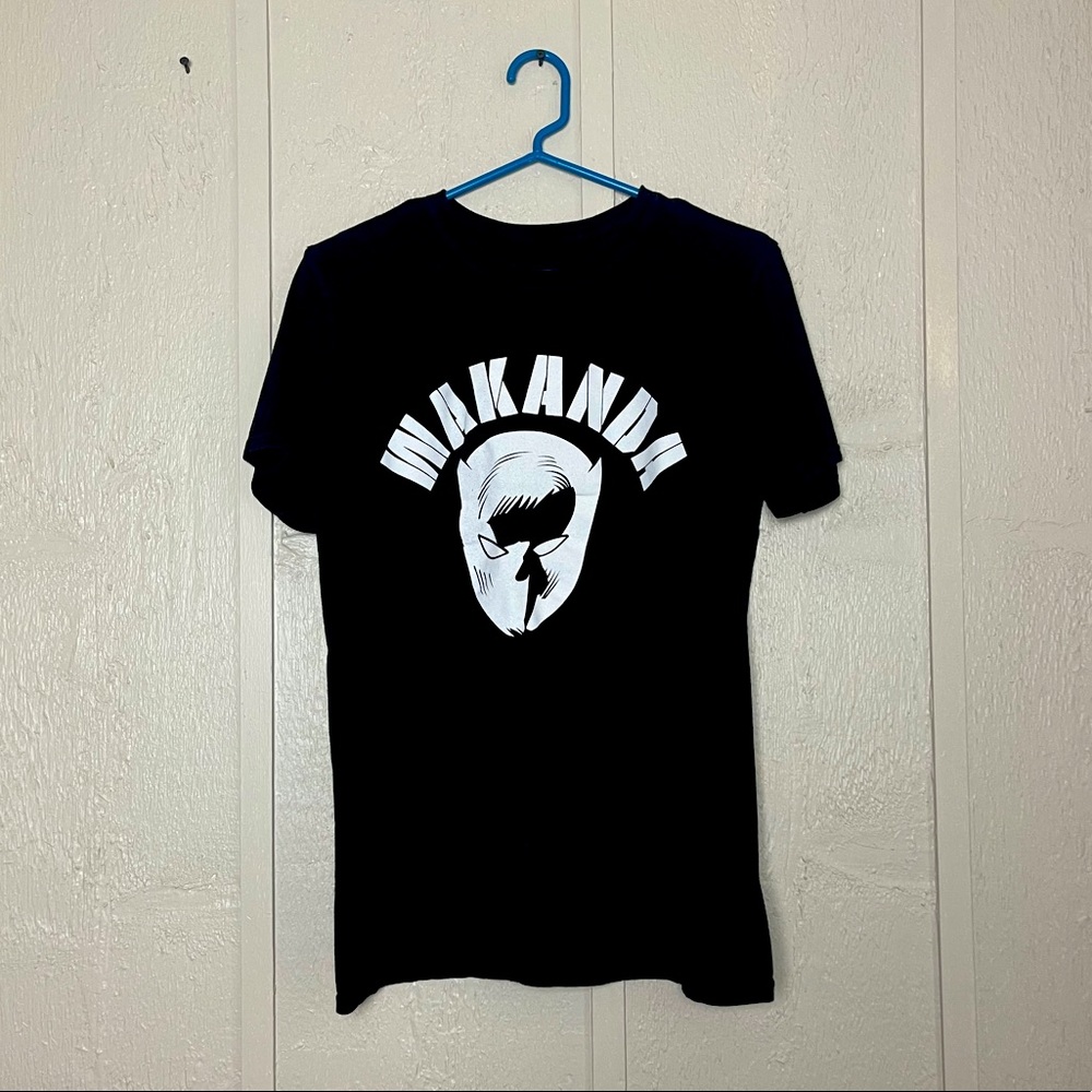 Men’s Black Panther “Wakanda” T-Shirt Small